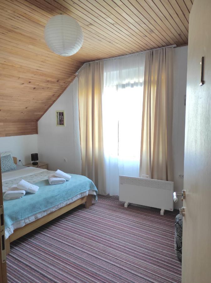 Attico Viva Bed and Breakfast Plitvička Jezera Exteriör bild